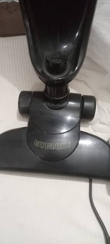 Vacuum Cleaner (urgent sale) 2