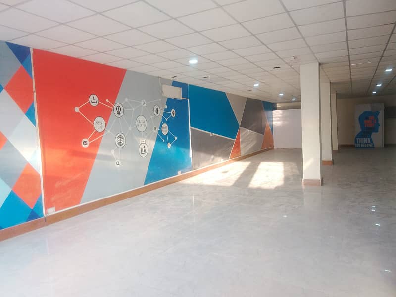 1750 square Feet Brand New Corporation Ground Floor Office For Rent At Main Boulevard gulberg 3 Lahore 4