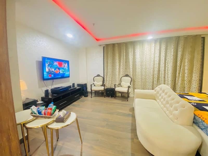 Luxury Studio Apartment in Lahore. 14