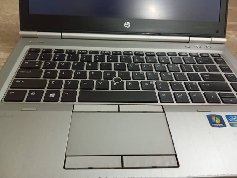 Hp EliteBook 8470p, core i5 (3rd  generation) 10