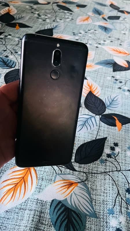 Huawei Mate 10 lite 4gb RAM 64 exchange IPHONE 7 4