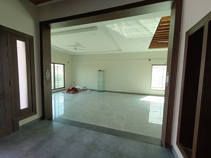 Beautiful House Near Main Gate & Zoo Bahria Enclave Sector C Ungent for Sale 8