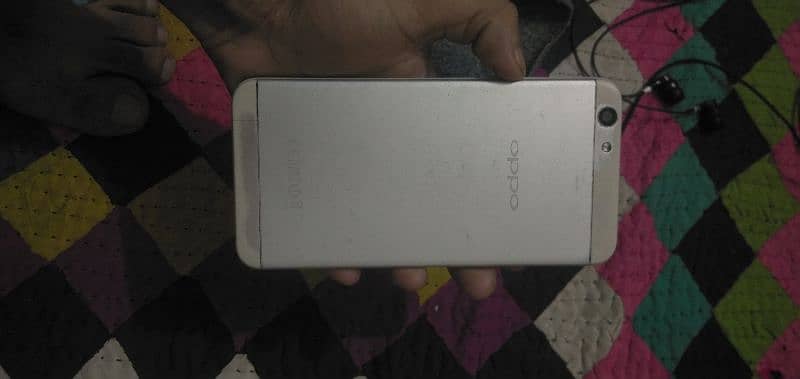 OPPO A37 0