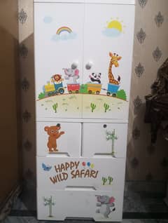 baby cupboard safari