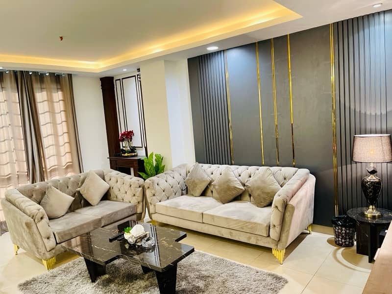 Luxurious 3 Bed Apartment in DHA Lahore . 2