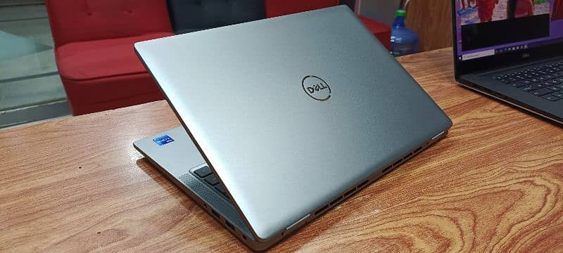 Dell Latitude 7440 (Ci7-13th) 2