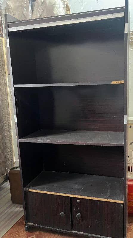 Open Shelves and Racks 4