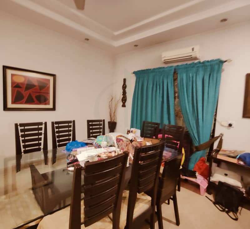 1 Kanal Slightly Used House For Sale in DHA LAHORE PHASE 6 Near DOLMEN MALL 0