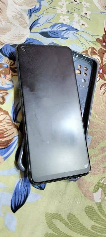 Infinix hot 10 with original box and charger no open no repair 1