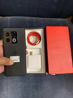 oneplus 10 pro. black, 8gb 128gb with box