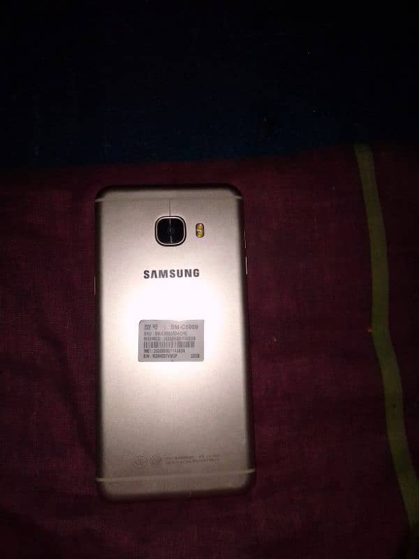 Samsung Galaxy C5. ram4 0