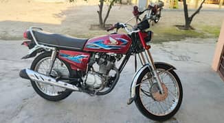 HoNda 125 Model 19 double samaN ma hai