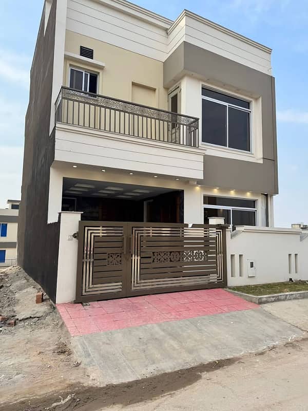 2 Bed 10 Marla Ground Portion Available for Rent in Gulraiz 7