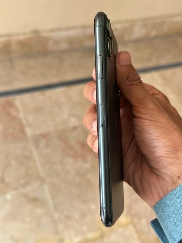 Iphone 11 Pro Max 256 gb PTA Apprvoved 4