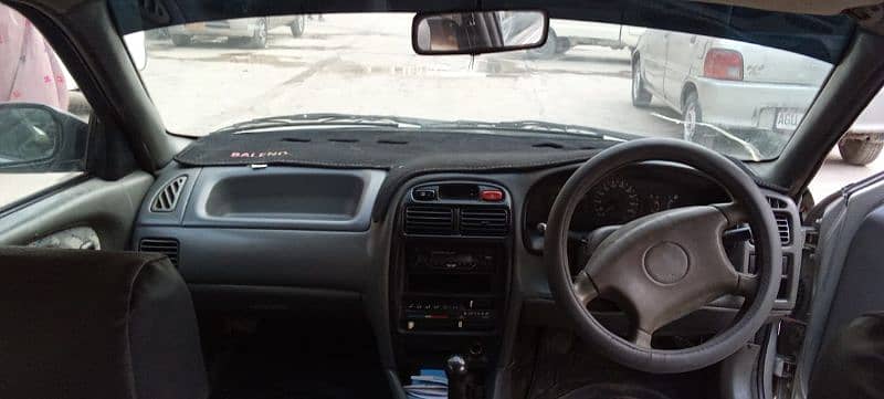 Suzuki Baleno 2004 14