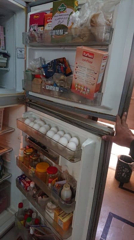 dawlance fridge 2