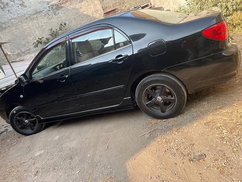 Toyota Corolla SE Saloon 2005 Manual 80% Geniune 3