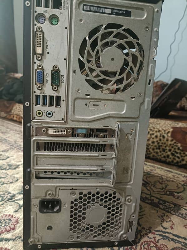 Core i5 6th Gen with 24 inch Samsung LED and 4gb RX 460 GPU 2