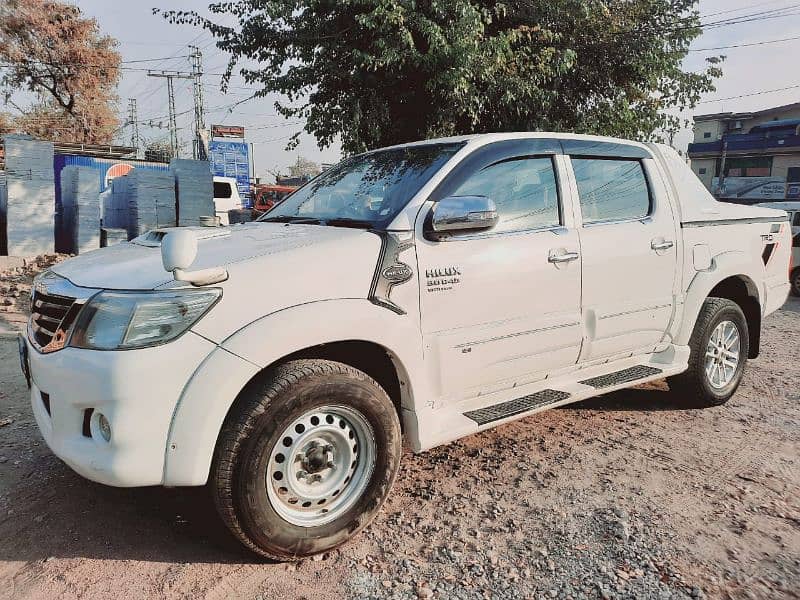 Toyota Hilux 2013 2