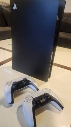 Barely used PS5 (disk version)