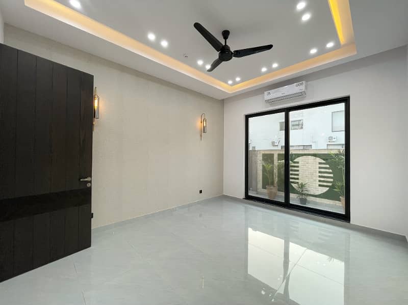 5 MARLA BEAUTIFUL BRAND NEW HOUSE FOR RENT IN DHA LAHORE 4