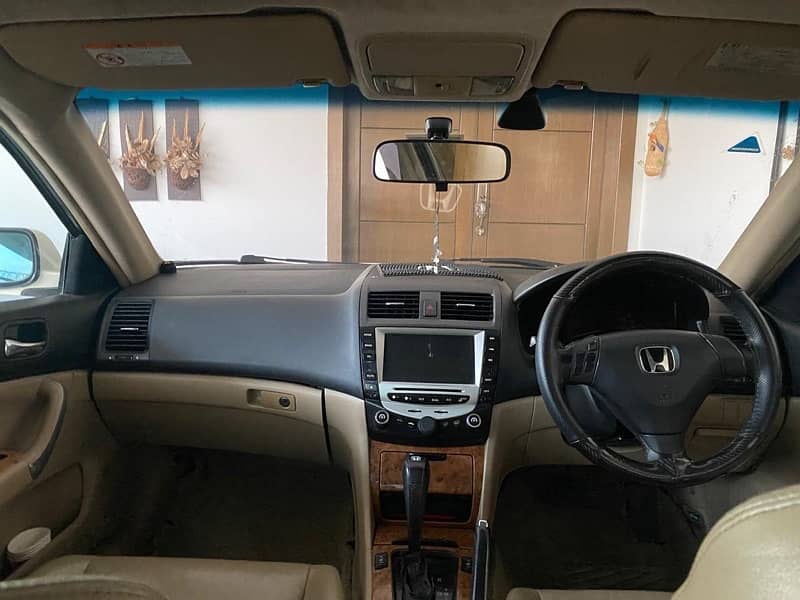 Honda Accord 2004 8