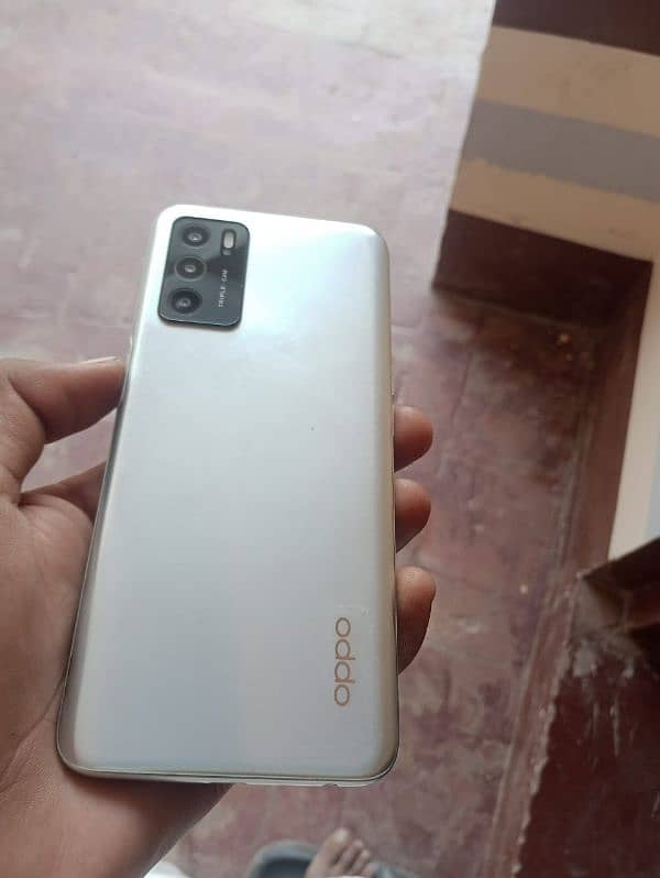 Oppo A16 4 /64 1