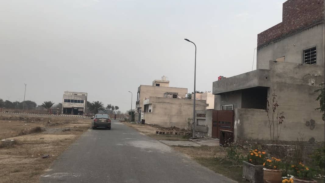 100FEET Road Near DP & Pol Free 5Marla Plot For Sale Block N-1 3