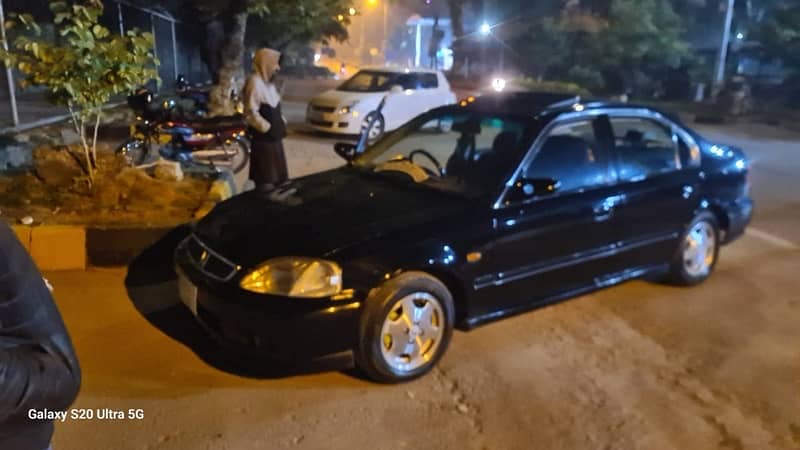 Honda Civic Oriel 2000 1