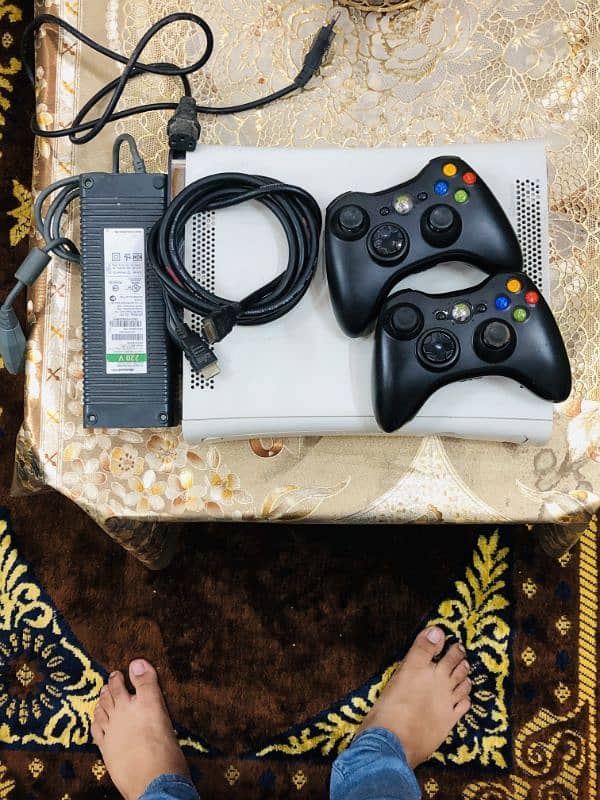 Xbox 360 Slim JAILBREAK JTAG 220 games installed 0