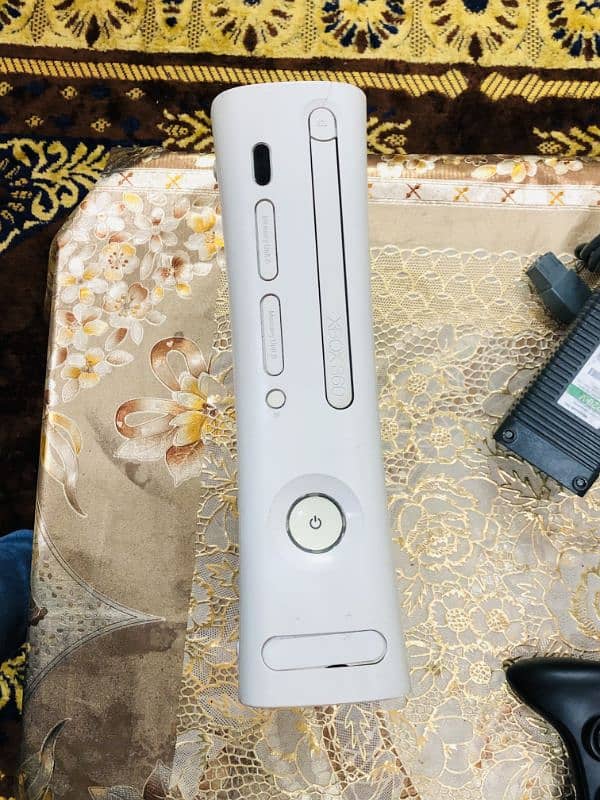 Xbox 360 Slim JAILBREAK JTAG 220 games installed 3