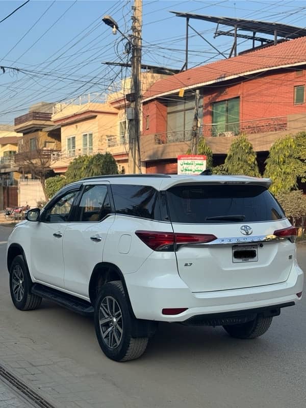 Toyota Fortuner V | Better then Revo, prado, V8, vigo | 1