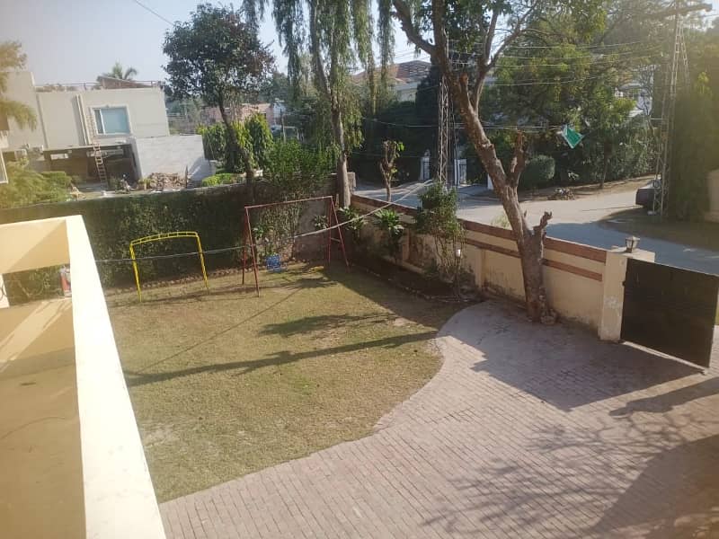 4 Kanal House Available For Rent In Cavalry Ground Cantt Area 12