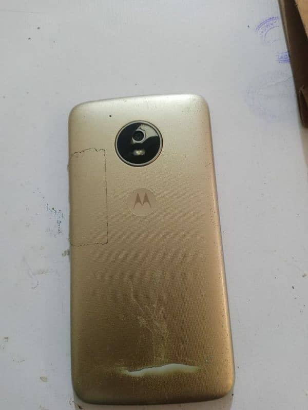 moto e4 /2/16 bilqul ok set hai 1