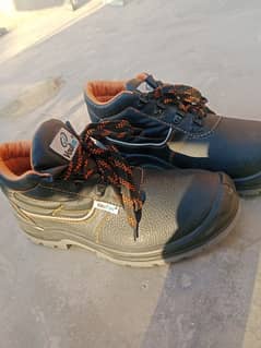 Vaultex Imported SAFETY SHOES