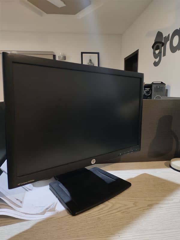 HP LED 22 inch Monitor || LG LED 24 inch Monitor 0