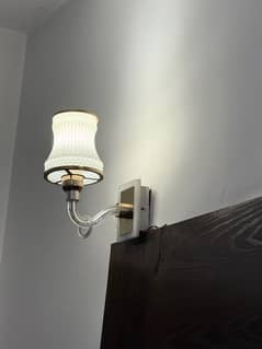 2 Wall Lights