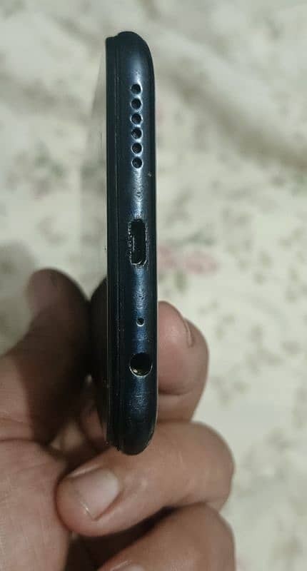 Infinix Hot 10 6