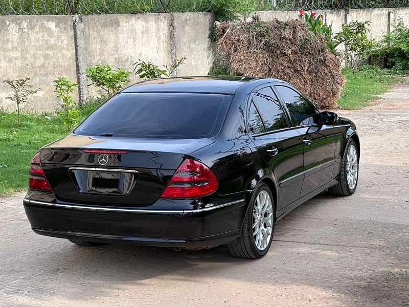 Mercedes E Class 2005 1