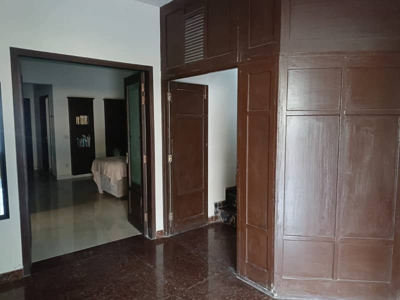 1 kanal House For Sale Available In Valencia Housing Society Lahore 8