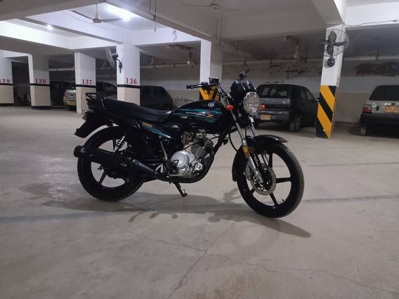 Yamaha YB 125Z-DX 2023 4