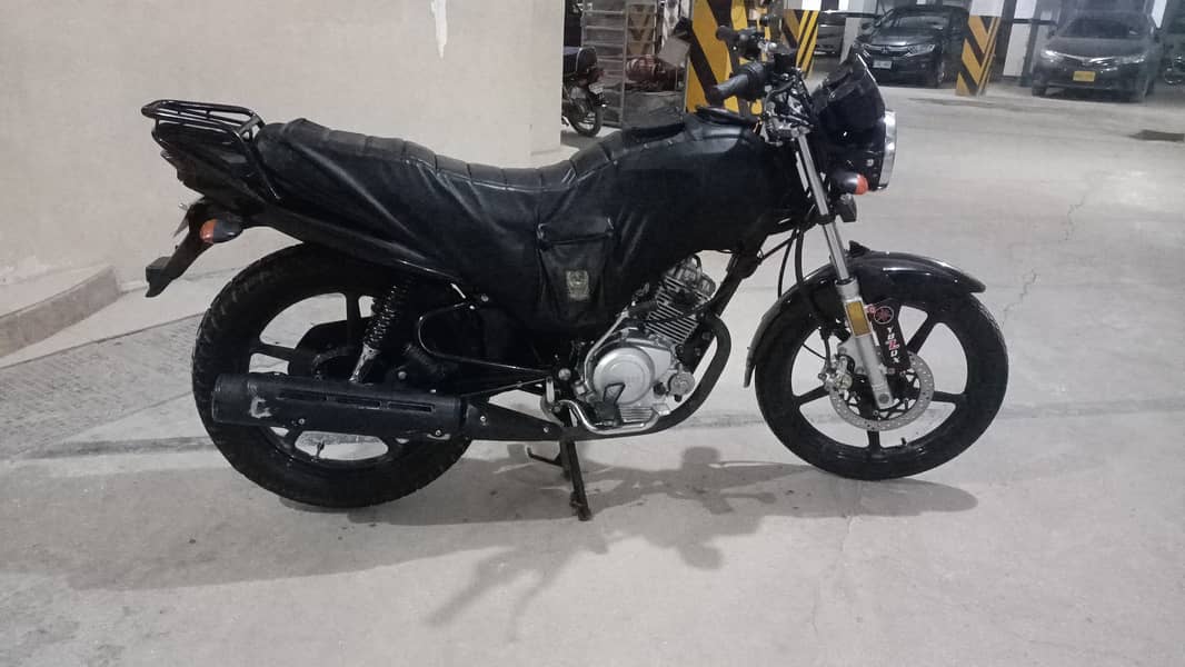 Yamaha YB 125Z-DX 2023 5