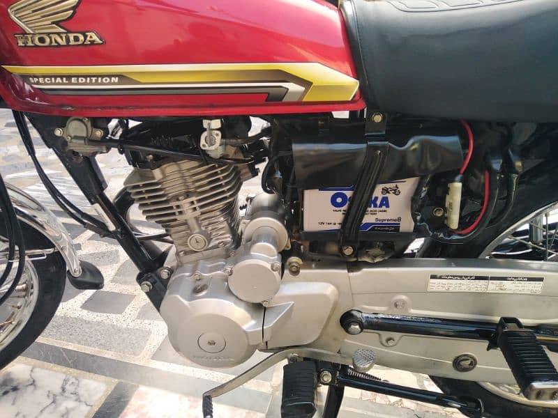 Honda 125 Special Edition (self start) 2020 3