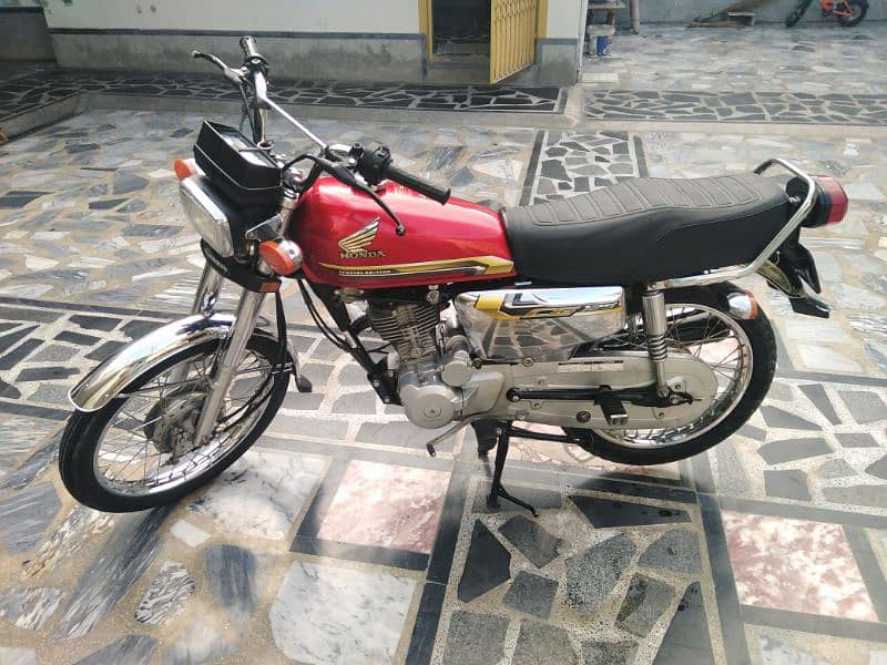 Honda 125 Special Edition (self start) 2020 8