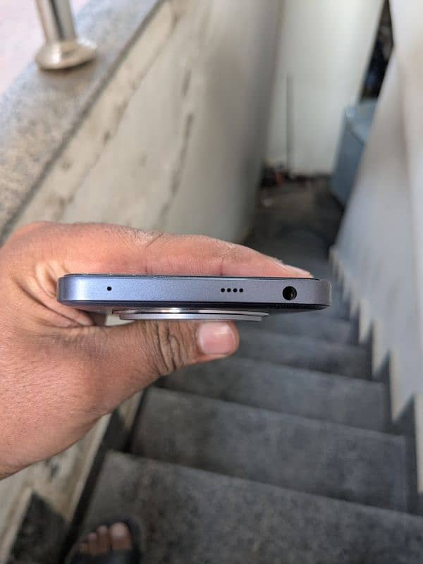 Realme 13+5G 12/256 10/9 condition 10.5 months warranty available 4