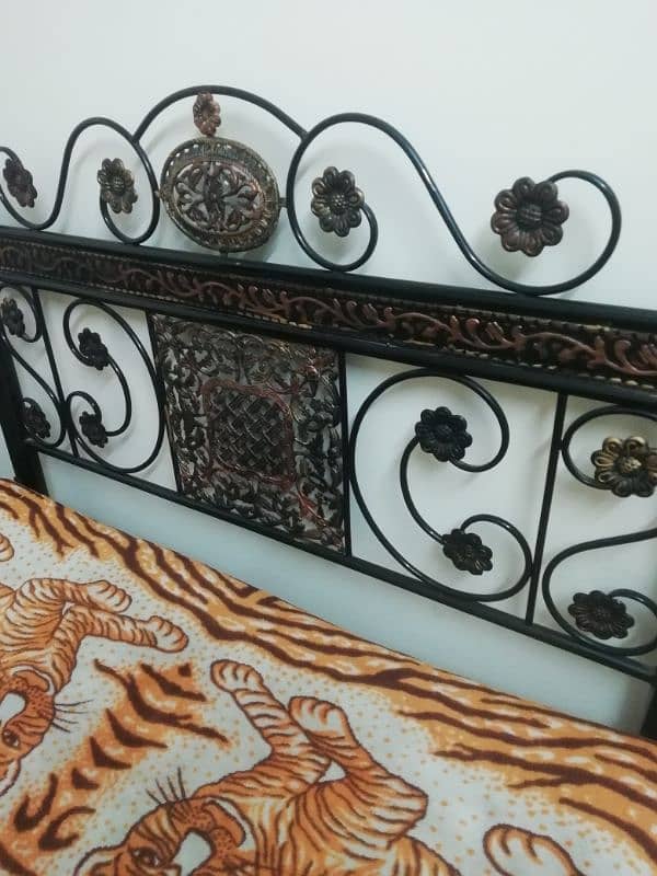 Iron bed available 1