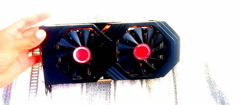 RX 580 8GB XFX GTS BLACK EDITION 9