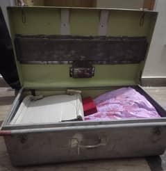 Trunk for Sale (Peti)