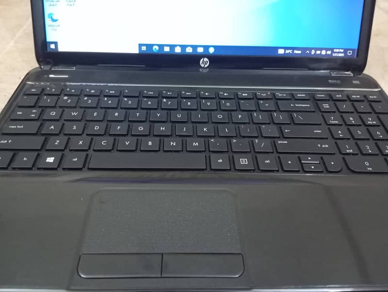 Hp Pavilion g6 core i3, (3rd  generation)08gb,128gb SSD 10