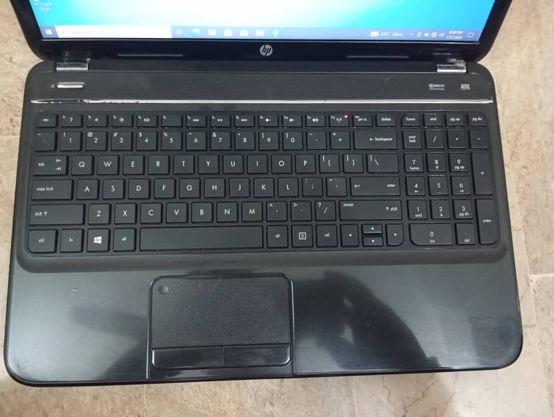 Hp Pavilion g6 core i3, (3rd  generation)08gb,128gb SSD 11